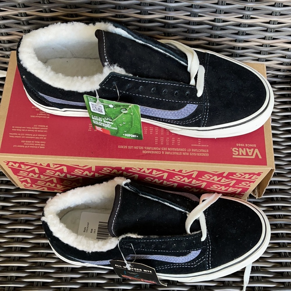 Vans Old Skool Mte Nubuck/Black WMNS” Sherpa Sneakers - Picture 3 of 16